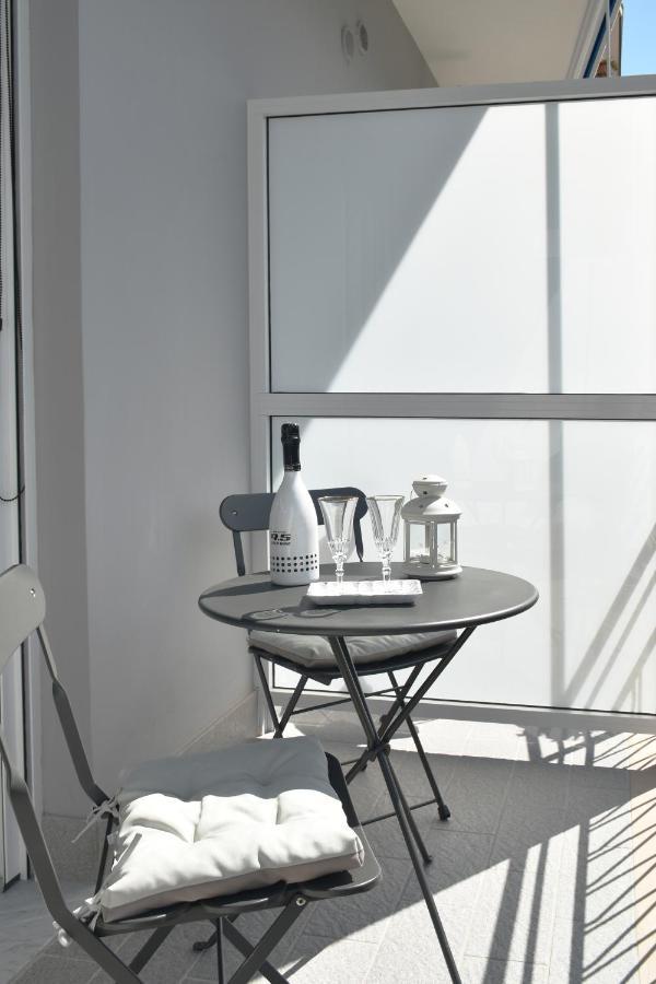 Costantino Suites ซอร์เรนโต ภายนอก รูปภาพ