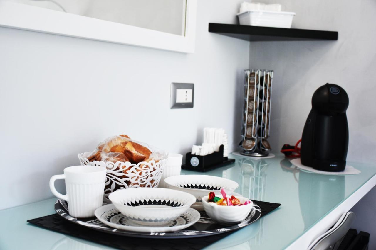 Costantino Suites ซอร์เรนโต ภายนอก รูปภาพ
